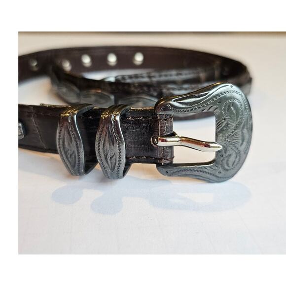 Crocodile Belt, Genuine Véritable Crocodile Leather 30 In, Silver Conchos/Buckle
